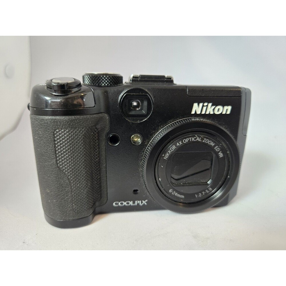 Nikon COOLPIX P6000 Black 13.5MP Compact Digital Camera UNTESTED